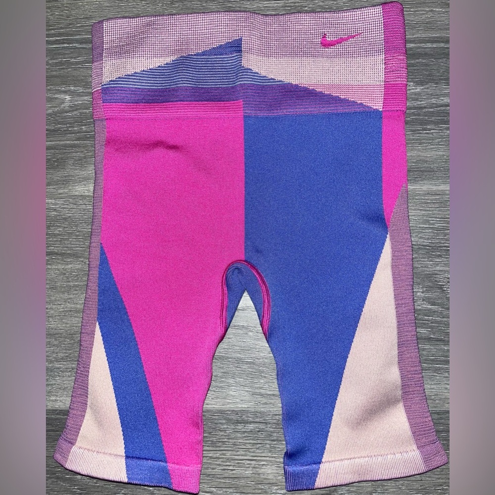 Nike Women's High Rise Seamless Training Bike Shorts Size Small